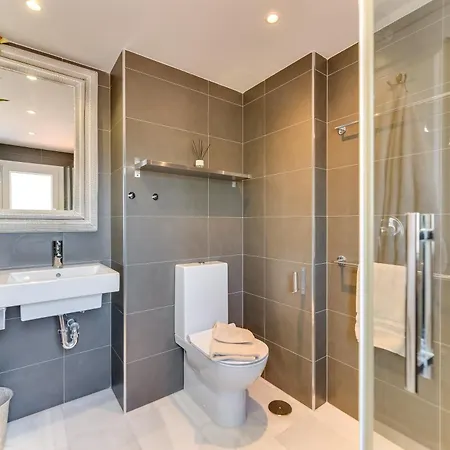 Appartement Elegant 2 Bdrm Penthouse With Sea Views And Pools Marbellac